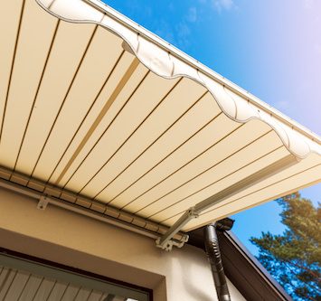 Hitze im Dachgeschoss – Vergleich unterschiedlicher Sonnenschutzsysteme